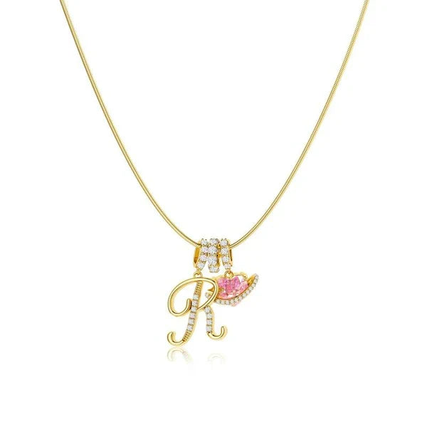 LUMARA – Collana con Iniziale a 3 Strati con Zircone a Forma di Cuore Rosa