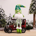 Stitchmas – Gnomi di Natale Illuminati e Accoglienti