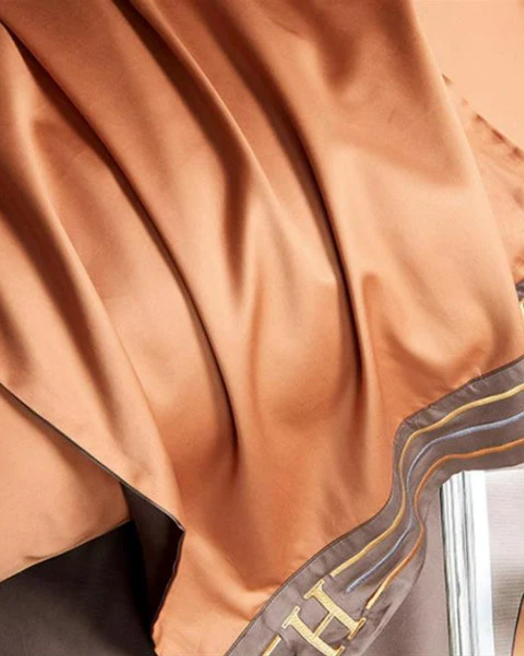 Set di Biancheria da Letto in Cotone Satinato di Lusso – 4 Pezzi