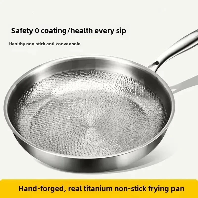 HAMMERPAN - Padella antiaderente in titanio battuto progettata per una cottura durevole, priva di sostanze chimiche e con prestazioni termiche superiori