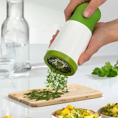 Grattugia per formaggio in acciaio inox GRATEVO DuoCut | Inclusi 2 inserti per lame | Robusta grattugia per formaggio e verdure