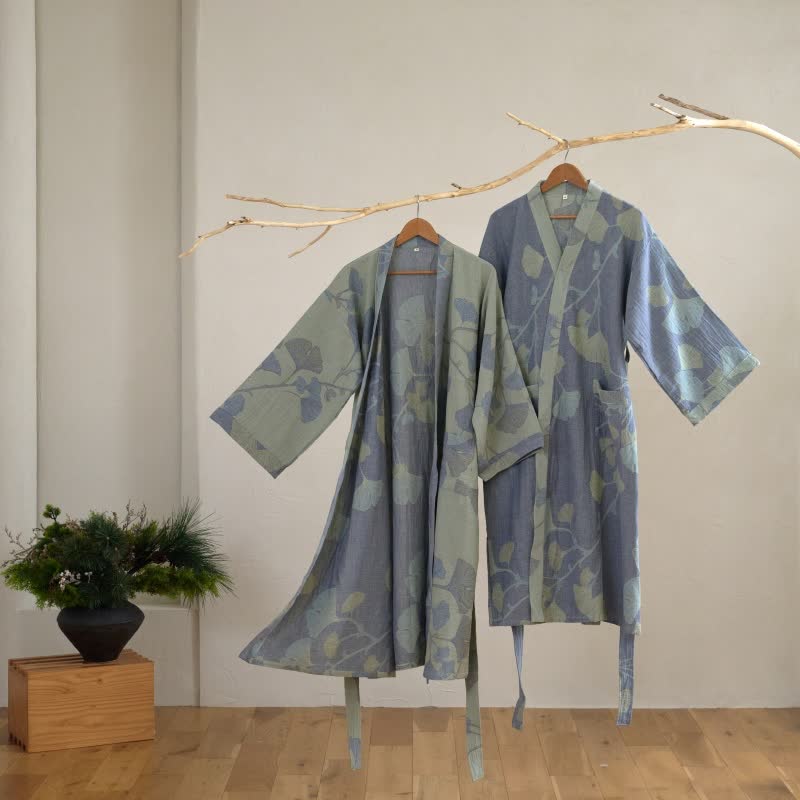 NATUREROBE - Accappatoio in cotone biologico con tessuto in garza traspirante e design reversibile per comfort quotidiano e eleganza naturale