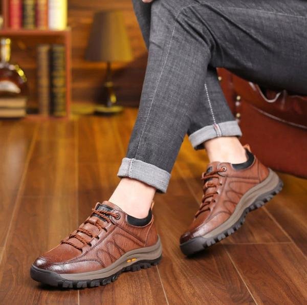 URBANSOLE – Calzature in pelle per uomo, casual, per comfort e protezione tutto il giorno