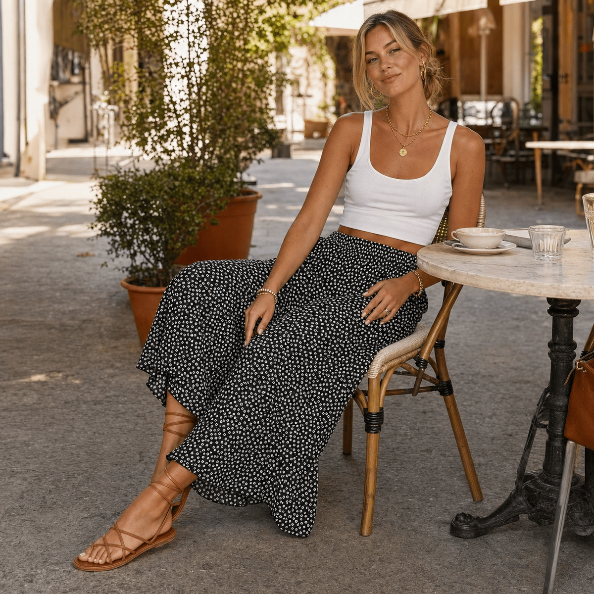 Velura – Pantaloni Floreali a Vita Alta con Ruches e Gamba Larga