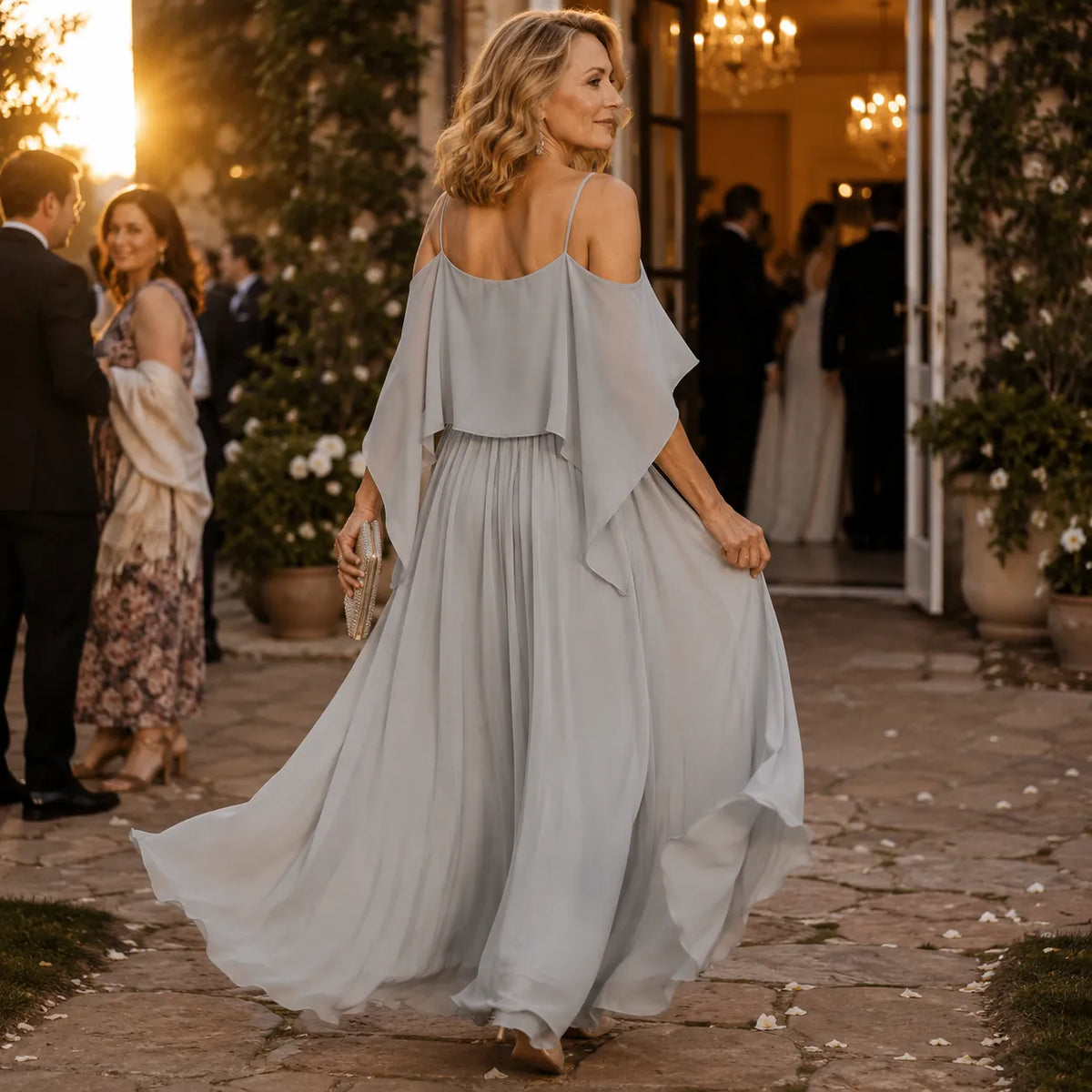 Solavia – Maxidress in chiffon simile con spalle scoperte per matrimoni ed eventi formali