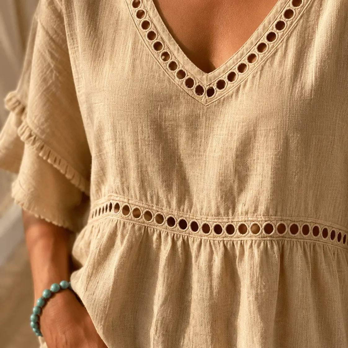 Meloria – Top Babydoll Bohemien con Ritagli a Occhiello e Orlo Frangiato