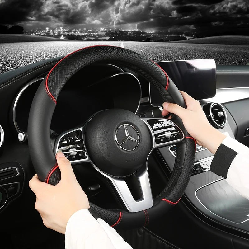 ROADLUX - Copertura premium in pelle sintetica per volante progettata con impugnatura antiscivolo a diamante per un comfort e un controllo di guida migliorati