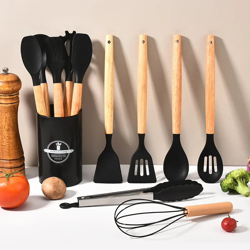 Set di Utensili da Cucina Culinora in Silicone | Resistente al Calore fino a 230 °C | 12 Pezzi con Manici in Legno | Frusta, Spatola, Pinza & Altro