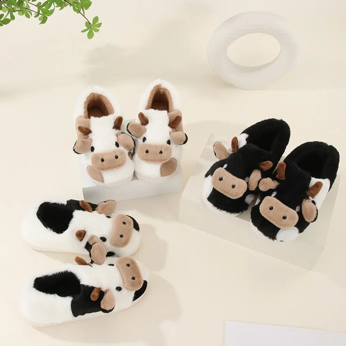 MooVera | Pantofole Invernali Design Mucca | Morbide & Calde | Antiscivolo & Confortevoli | Pantofole in Cotone Unisex per Donne & Uomini