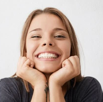 ORALUXE - Protesi dentali estetiche riutilizzabili con lenti dentali bianche per un sorriso luminoso, dall'aspetto naturale e sicuro