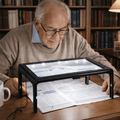 PAGEVIEW - Lente d'ingrandimento pieghevole 3x con luce LED progettata per un supporto alla lettura chiaro e confortevole