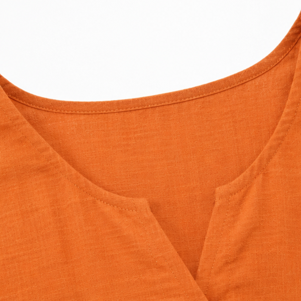 Laurelle – Blusa con maniche a volant e scollo a V con bottoni