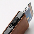 Vaultric - Portafoglio Slim Pop-Up con Tasca per AirTag