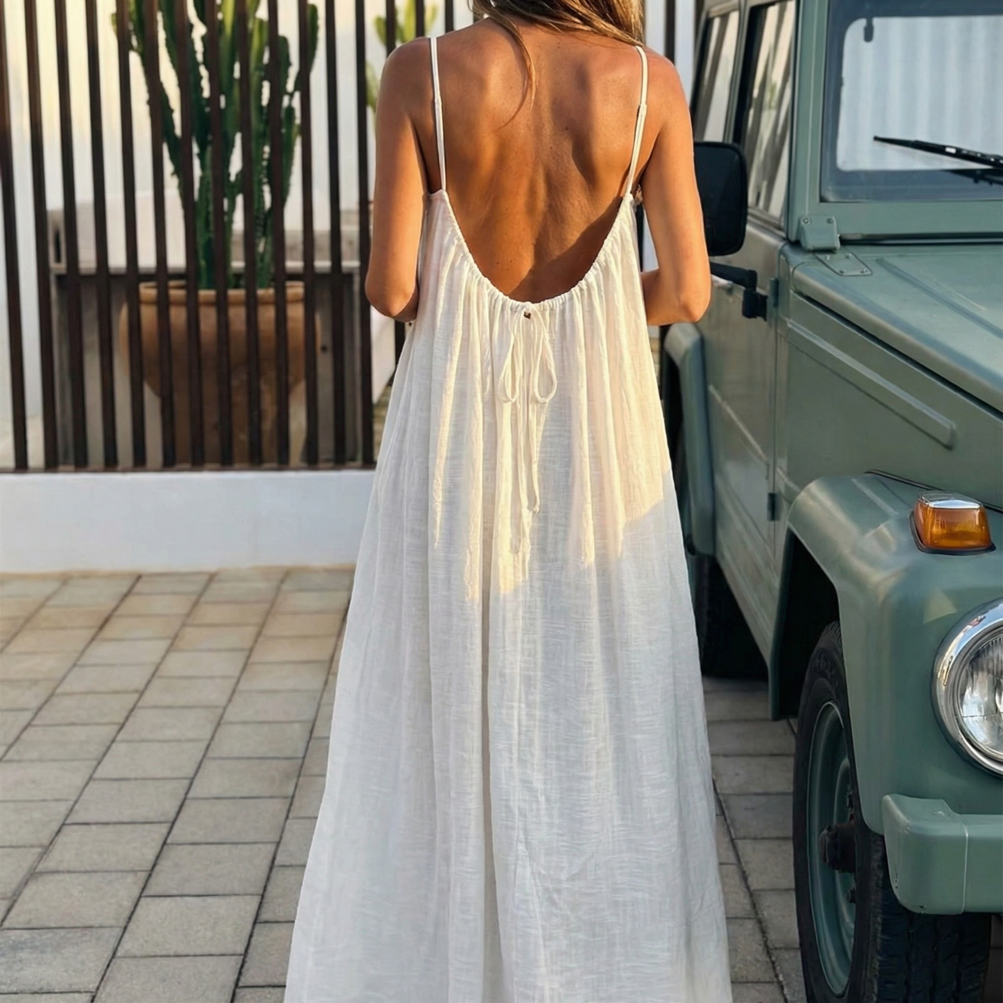 Soleia – Vestito Maxi Estivo Fluttuante con Schiena Scoperta