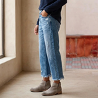 Vivara – Jeans Cropped a Gamba Dritta con Frange per Donna