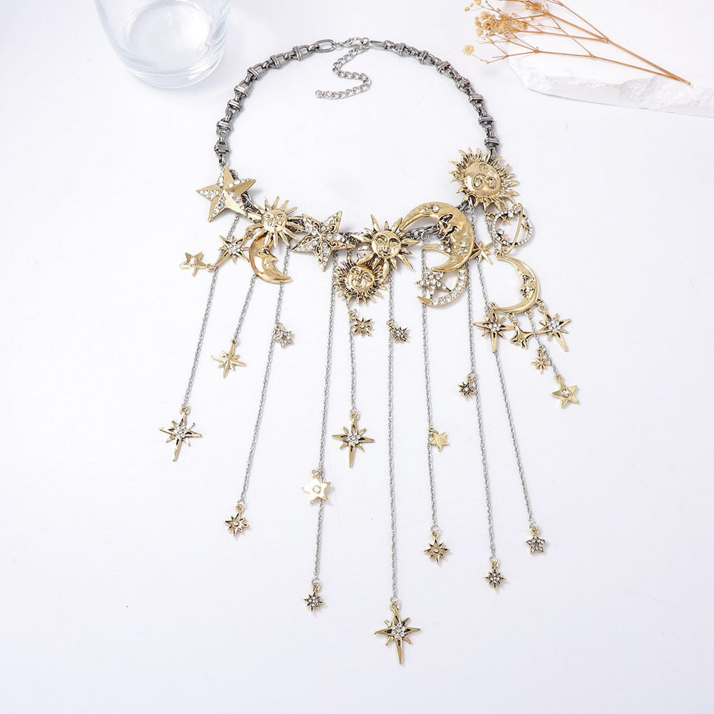 Celestra - Collana con Frange di Sole, Luna e Stelle